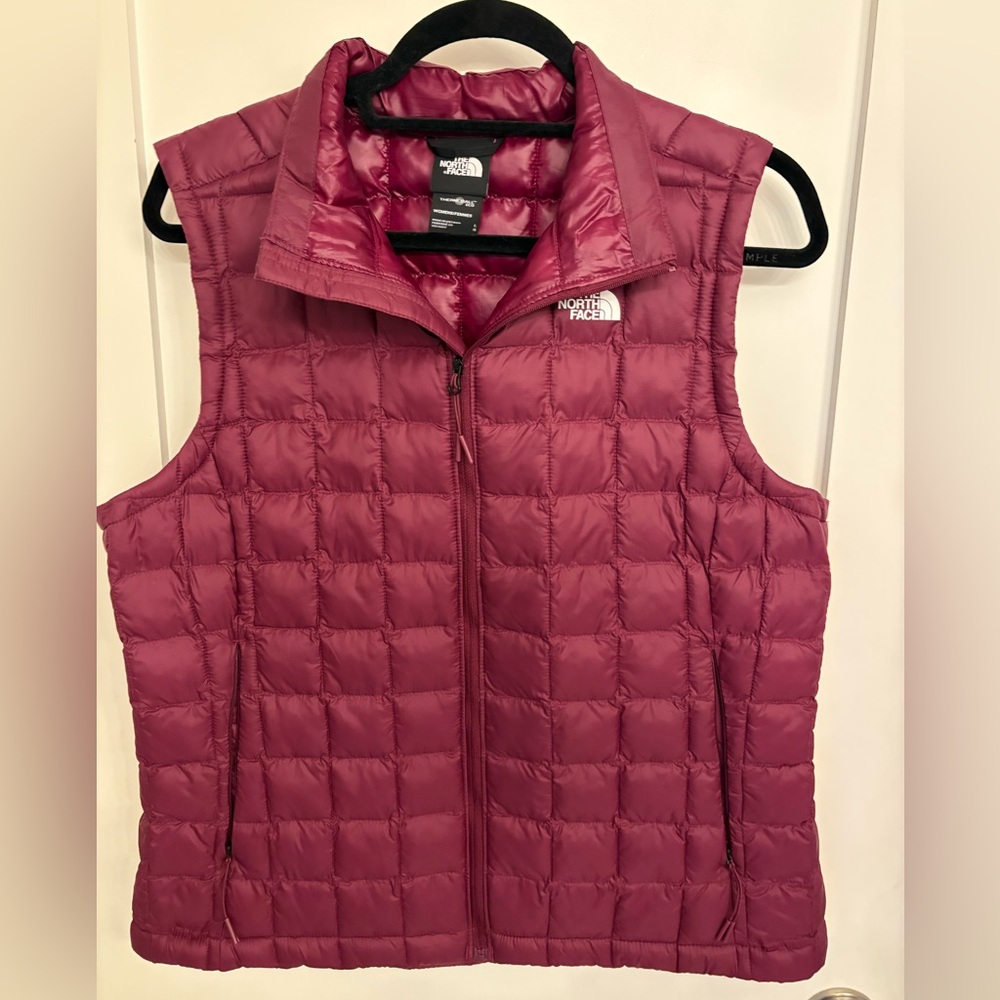 ❤️SOLD❤️ NWOT- WOMENS THE NORTH FACE VEST